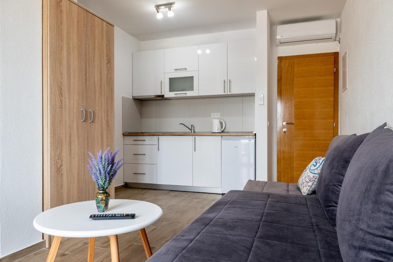 Apartments Glorija Неум Екстер'єр фото