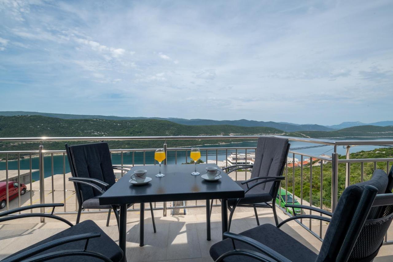 Apartments Glorija Неум Екстер'єр фото