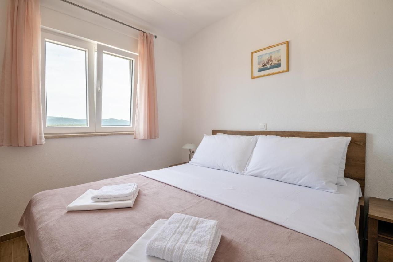 Apartments Glorija Неум Екстер'єр фото