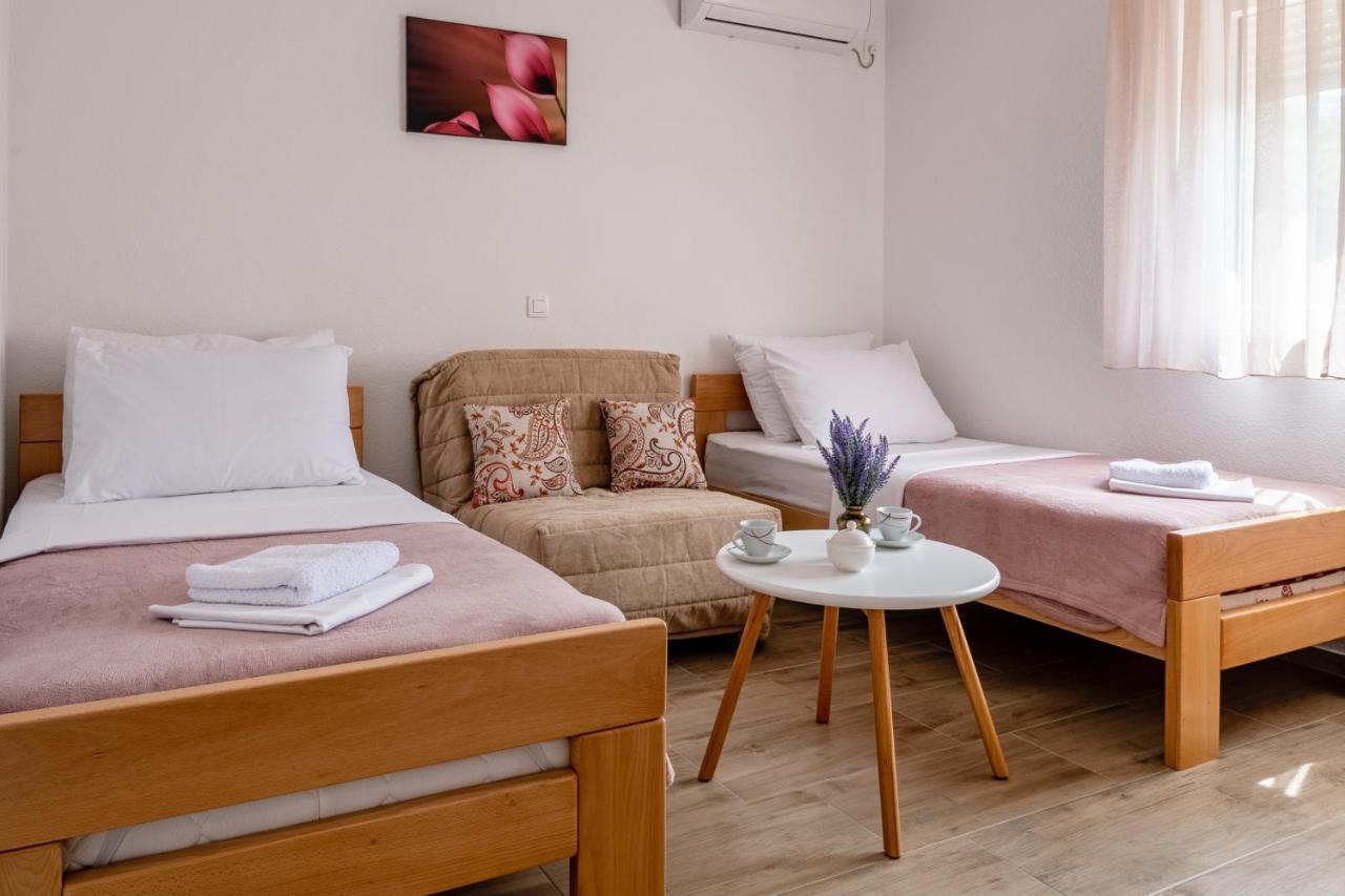 Apartments Glorija Неум Екстер'єр фото