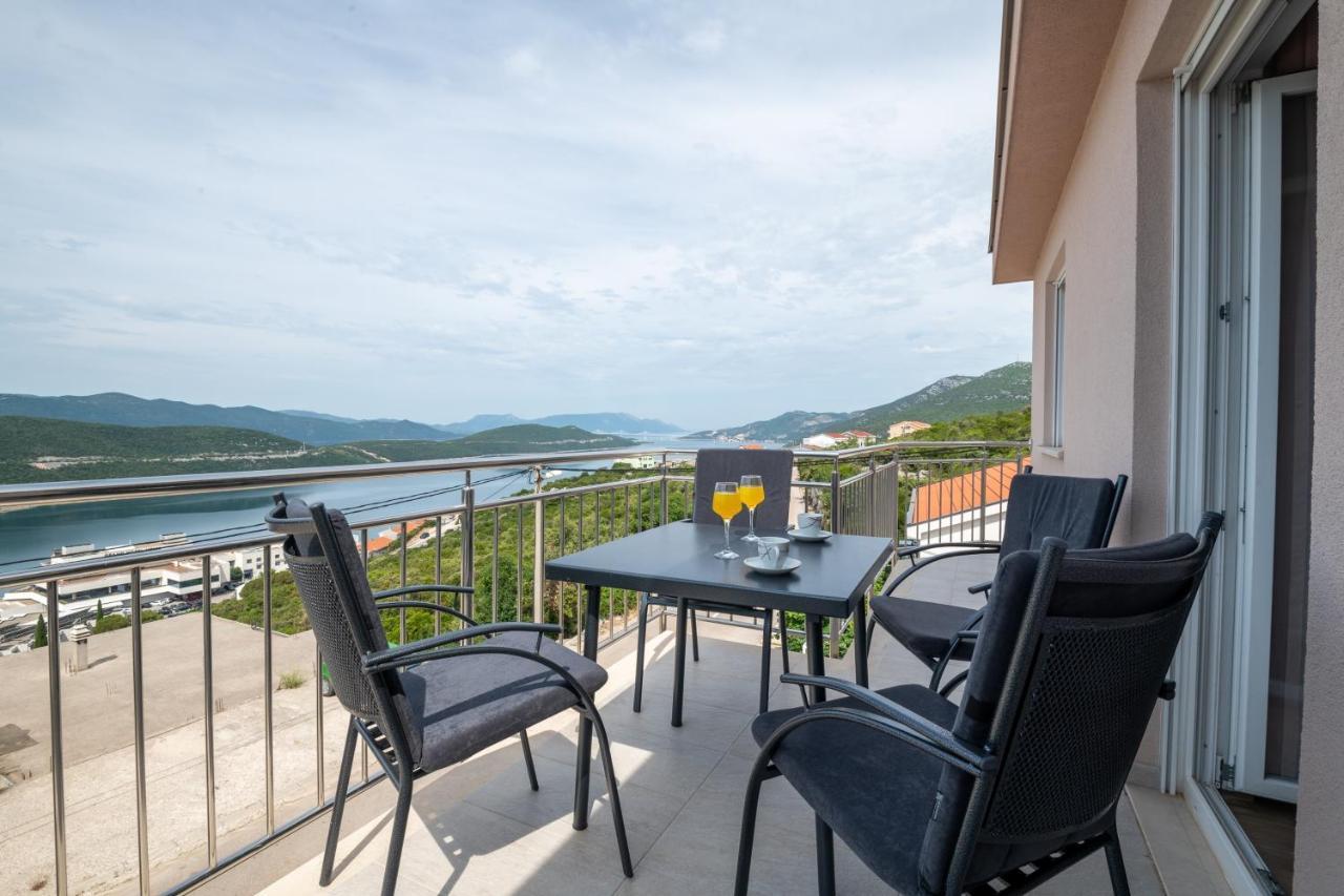 Apartments Glorija Неум Екстер'єр фото