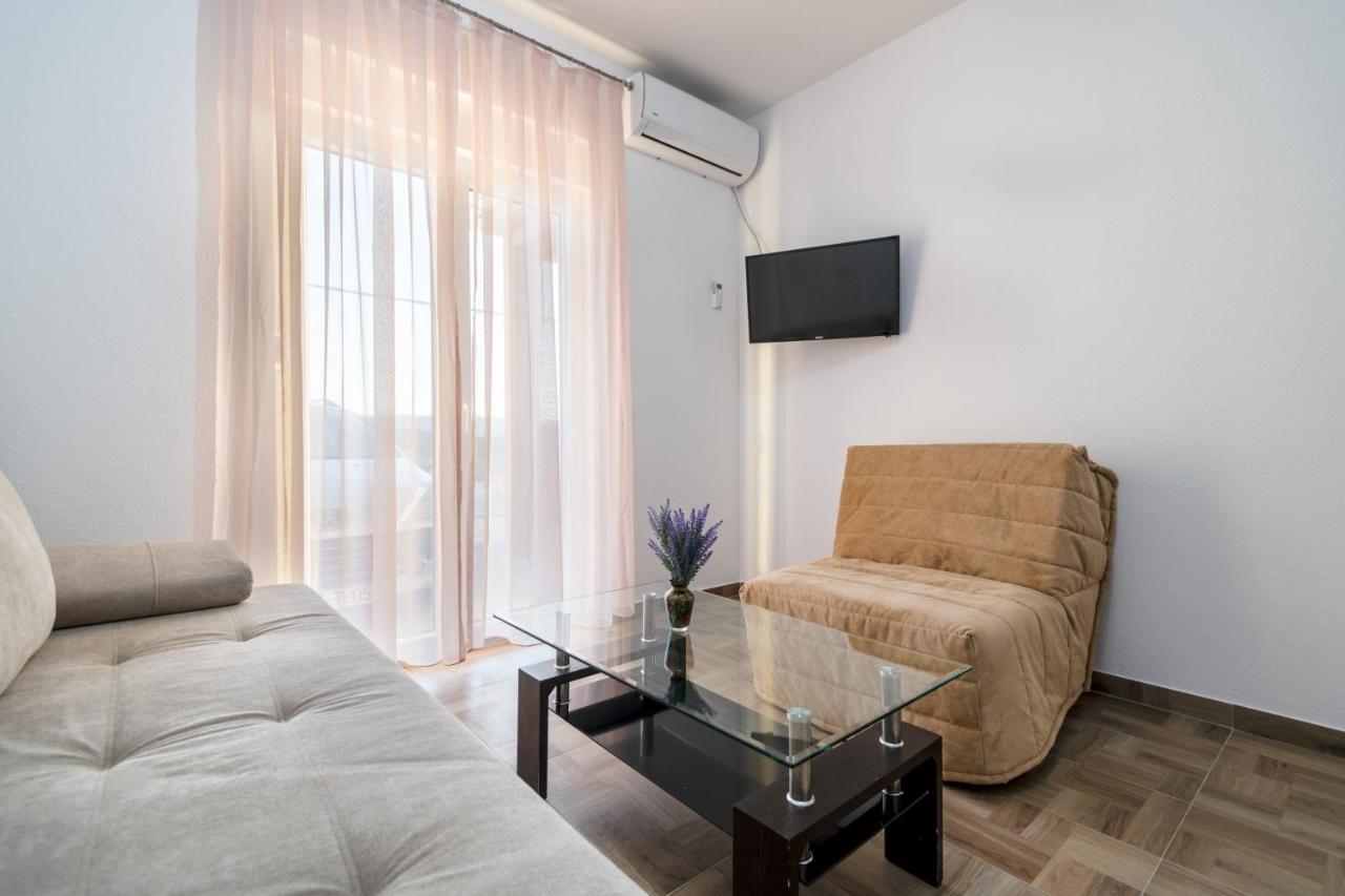Apartments Glorija Неум Екстер'єр фото