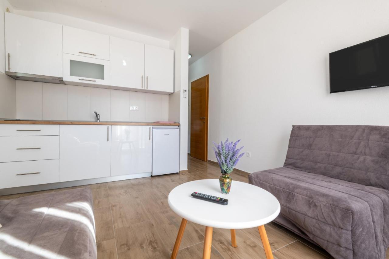Apartments Glorija Неум Екстер'єр фото