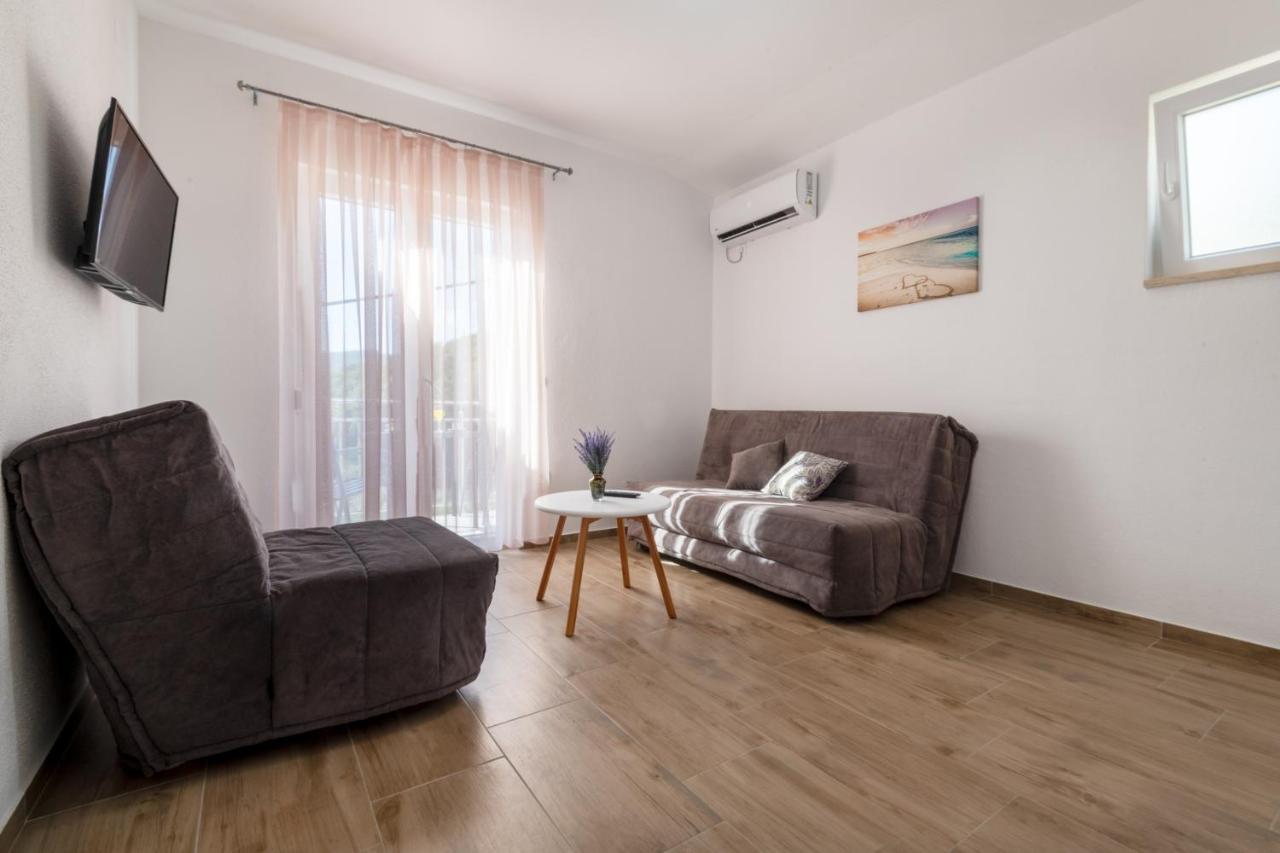 Apartments Glorija Неум Екстер'єр фото